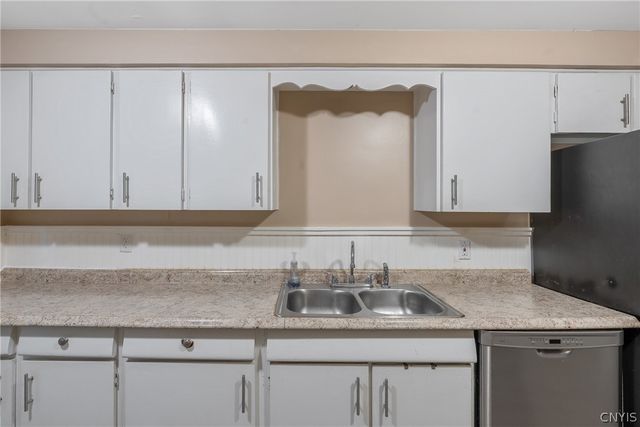 257 Sunrise Drive, Syracuse, NY 13205