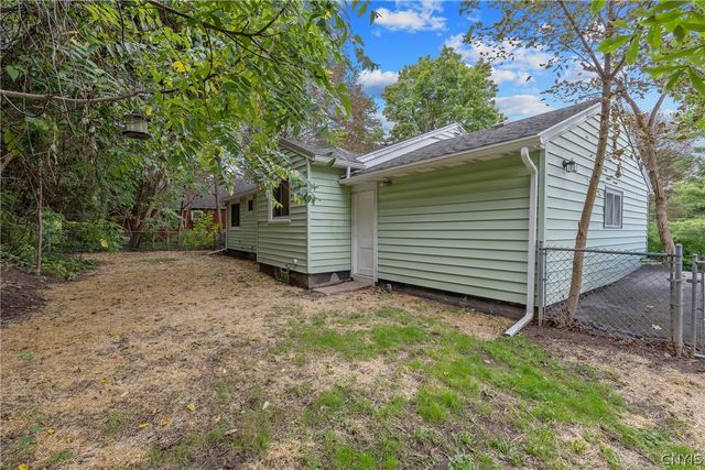257 Sunrise Drive, Syracuse, NY 13205