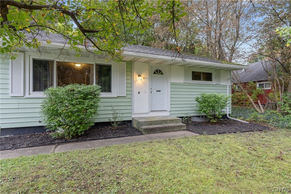 257 Sunrise Drive, Syracuse, NY 13205