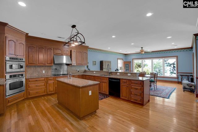 5921 Lakeshore Drive, Columbia, SC 29206