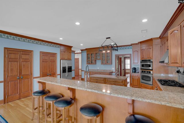 5921 Lakeshore Drive, Columbia, SC 29206