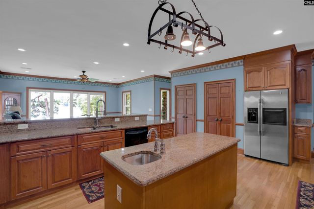 5921 Lakeshore Drive, Columbia, SC 29206