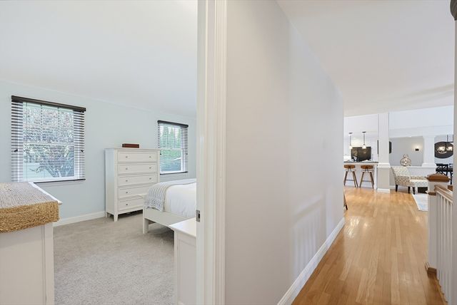 16 Mansion Rd, Wakefield, MA 01880