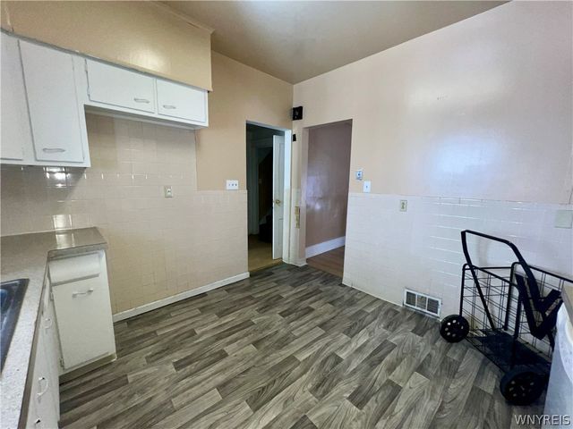 1611 Linwood Avenue, Niagara Falls, NY 14305