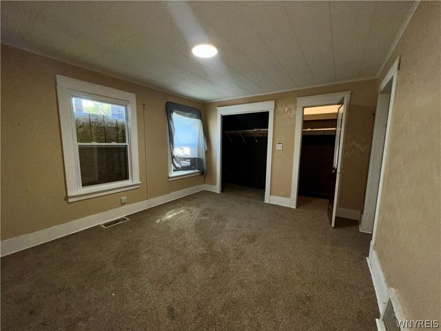 1611 Linwood Avenue, Niagara Falls, NY 14305