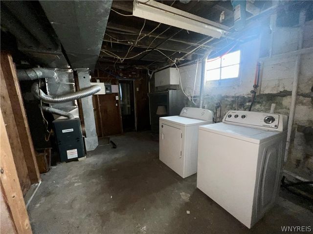 1611 Linwood Avenue, Niagara Falls, NY 14305