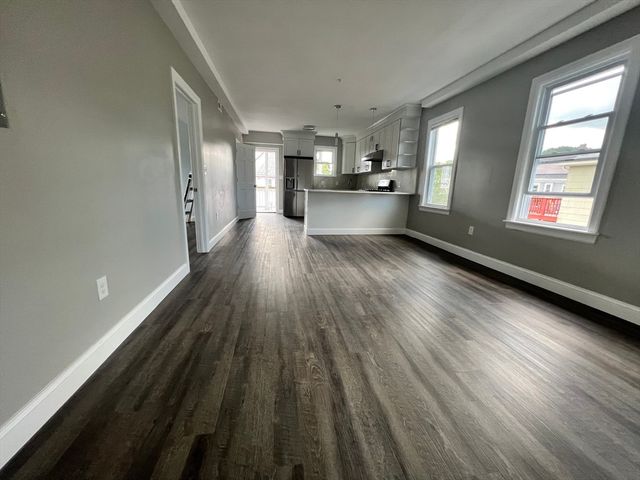 61 Gale 2, Malden, MA 02148