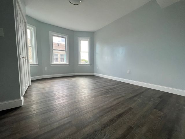 61 Gale 2, Malden, MA 02148