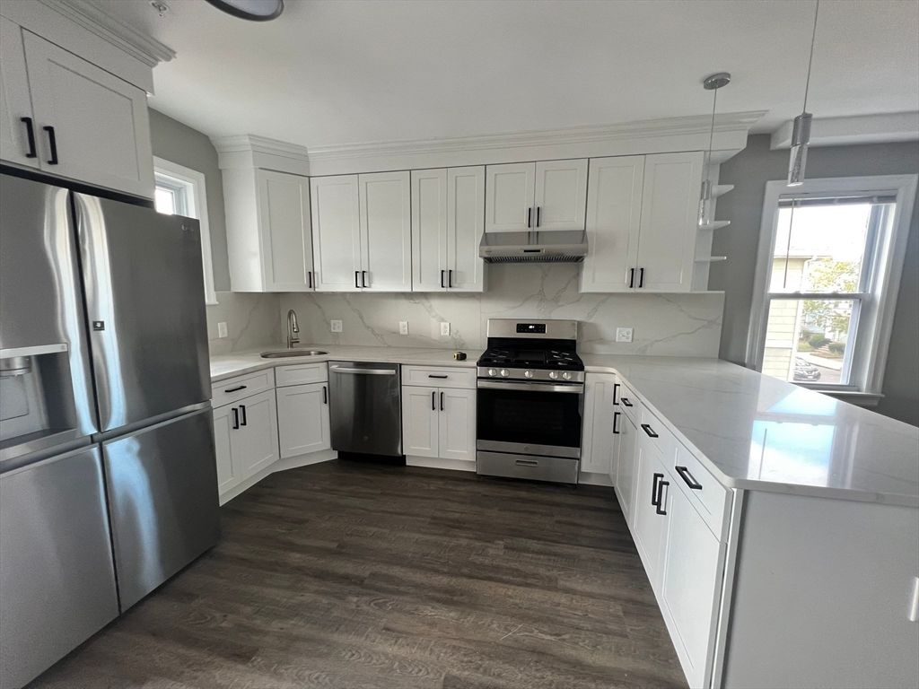 61 Gale 2, Malden, MA 02148