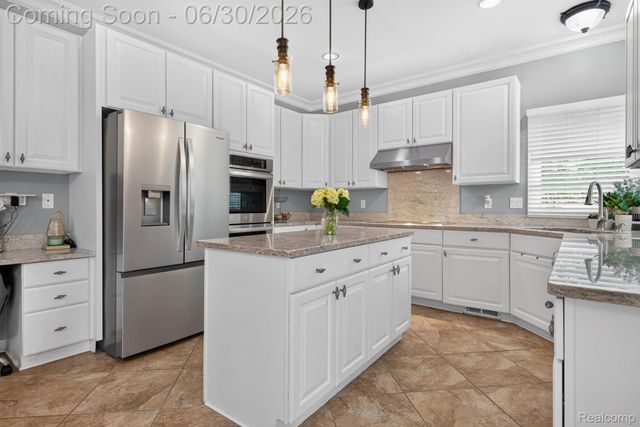 47100 Tania Court, Plymouth Charter Township, MI 48170