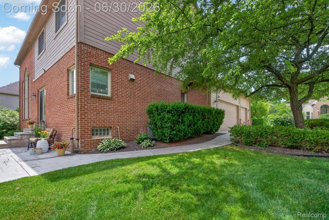 47100 Tania Court, Plymouth Charter Township, MI 48170