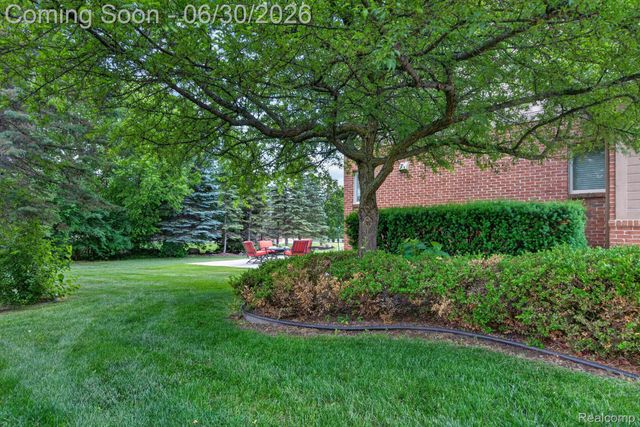 47100 Tania Court, Plymouth Charter Township, MI 48170