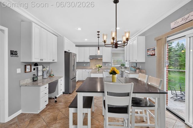 47100 Tania Court, Plymouth Charter Township, MI 48170
