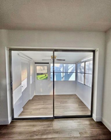 2965 Ashley Drive W I, West Palm Beach, FL 33415