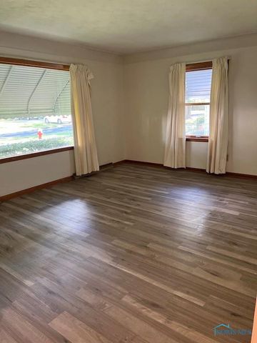 546 Elmdale Avenue, Toledo, OH 43609