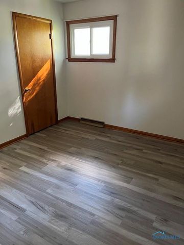 546 Elmdale Avenue, Toledo, OH 43609