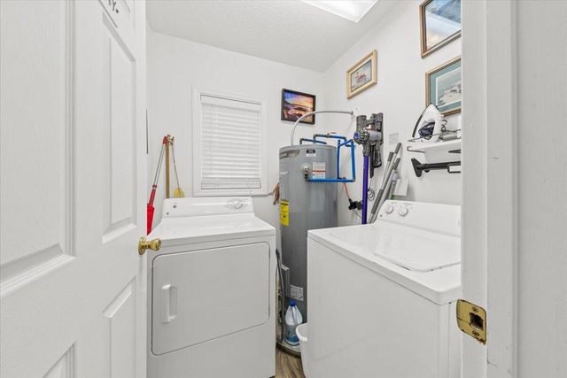 208 Sea Cloud Circle, Edisto Island, SC 29438