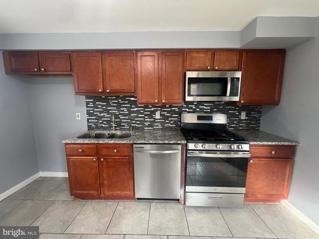 709 BELAIR CIR, Norristown, PA 19401