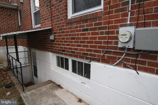 709 BELAIR CIR, Norristown, PA 19401