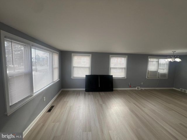 709 BELAIR CIR, Norristown, PA 19401