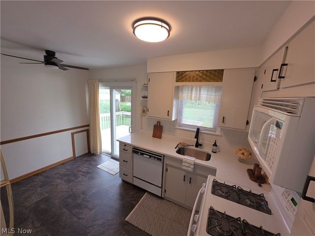 5093 Nan Linn Drive, Willoughby, OH 44094