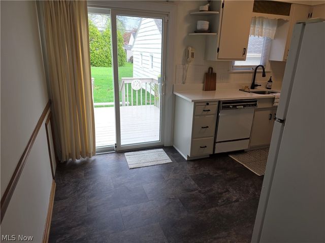 5093 Nan Linn Drive, Willoughby, OH 44094
