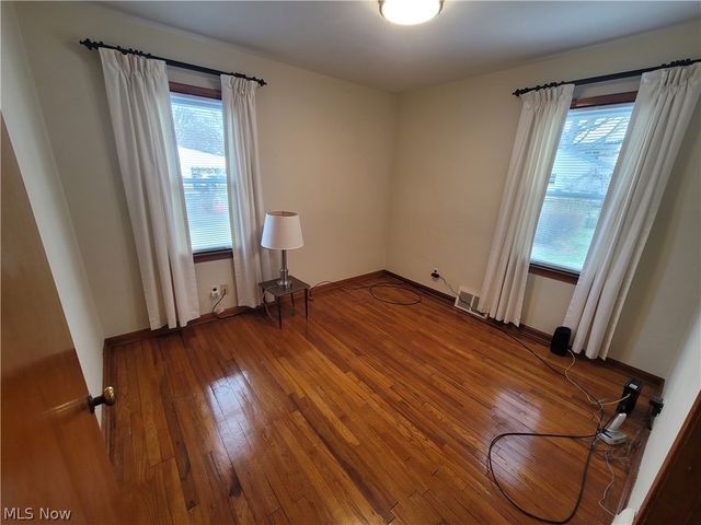5093 Nan Linn Drive, Willoughby, OH 44094