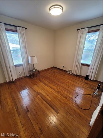 5093 Nan Linn Drive, Willoughby, OH 44094