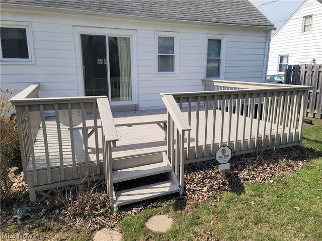 5093 Nan Linn Drive, Willoughby, OH 44094