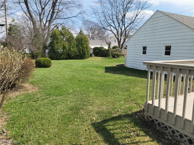5093 Nan Linn Drive, Willoughby, OH 44094