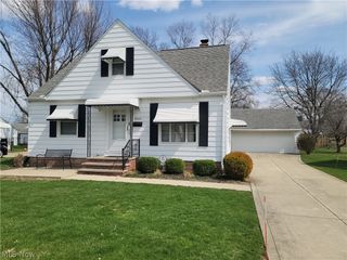 5093 Nan Linn Drive, Willoughby, OH 44094