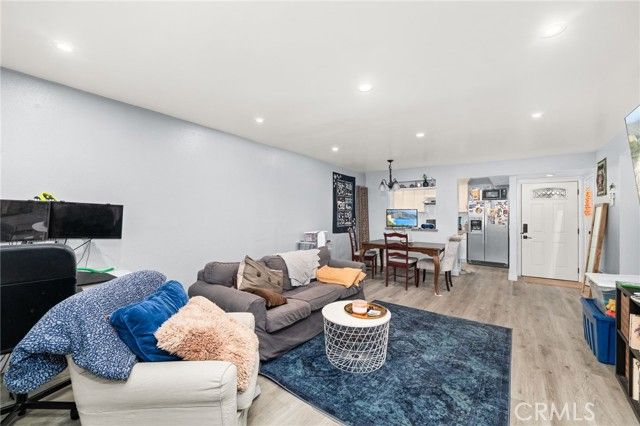 2625 W Cameron Court, Anaheim, CA 92801