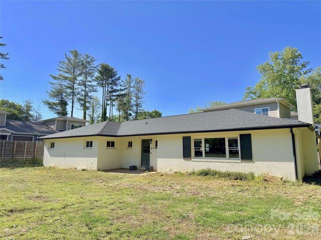 402 Blue Ridge Road, Black Mountain, NC 28711