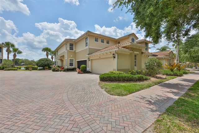 1368 EMERALD DUNES DRIVE, Sun City Center, FL 33573