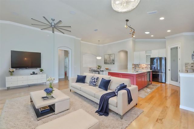 1368 EMERALD DUNES DRIVE, Sun City Center, FL 33573