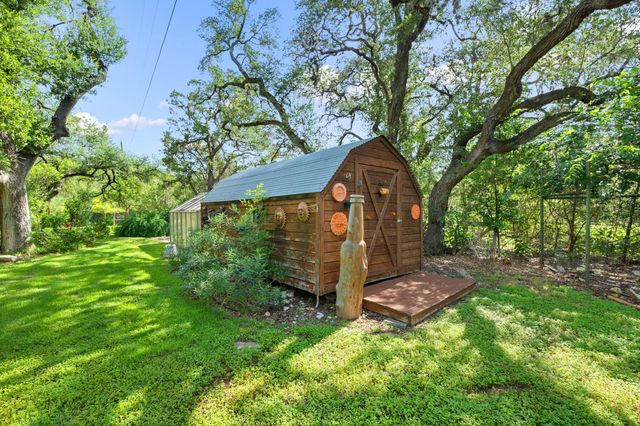 121 Water Park RD, Wimberley, TX 78676
