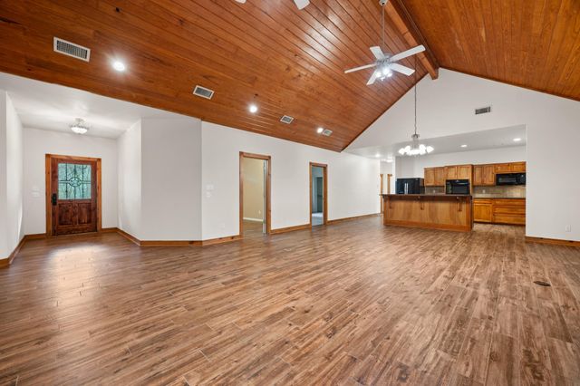 121 Water Park RD, Wimberley, TX 78676