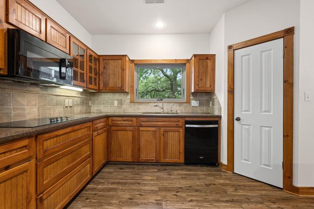 121 Water Park RD, Wimberley, TX 78676