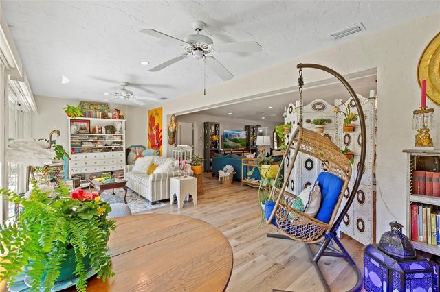 5612 PALM AIRE DRIVE, Sarasota, FL 34243