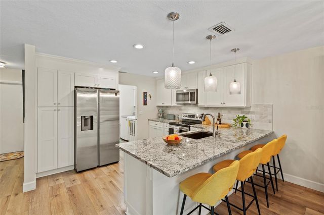 5612 PALM AIRE DRIVE, Sarasota, FL 34243