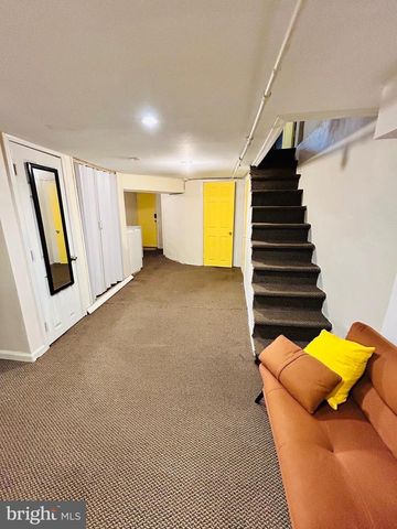 907 CHURCH LN, Philadelphia, PA 19138