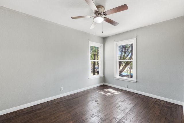 4512 Wabash Avenue, Fort Worth, TX 76133