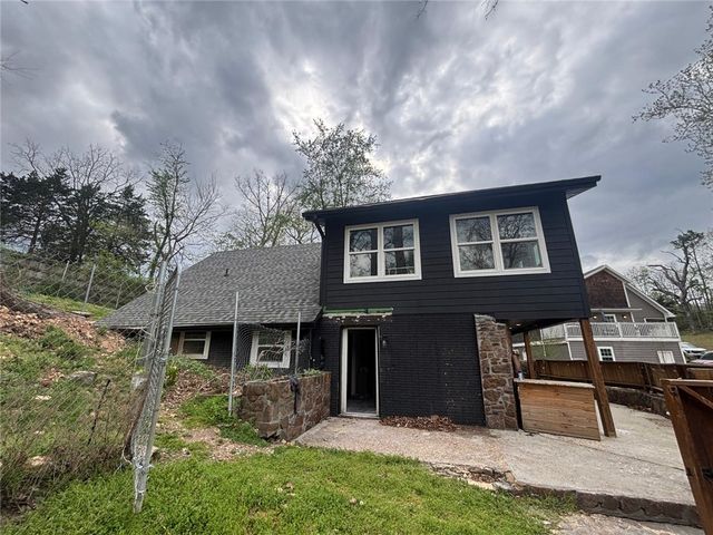 16557 Ivy Lane, Rogers, AR 72756
