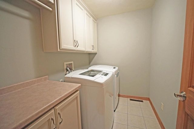 1064 CORONADO COURT, Hobart, WI 54155