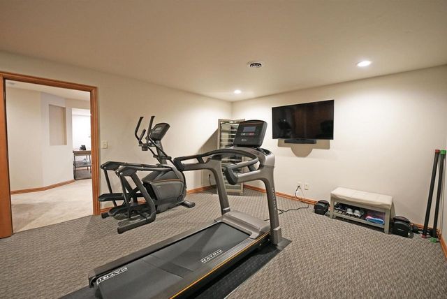 1064 CORONADO COURT, Hobart, WI 54155