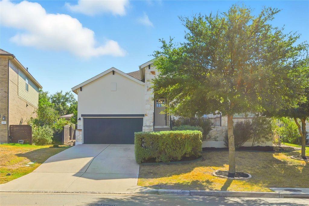 5425 Texas Bluebell DR, Spicewood, TX 78669