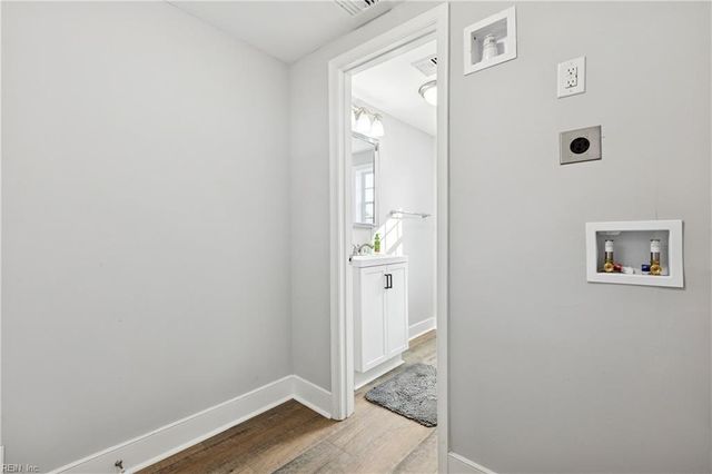 208 Woodland RD, Hampton, VA 23669
