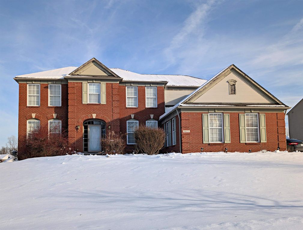 8423 Oxford Lane, Grand Blanc, MI 48439