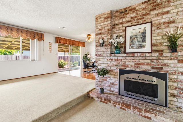 6543 Woodpark Way, Citrus Heights, CA 95621