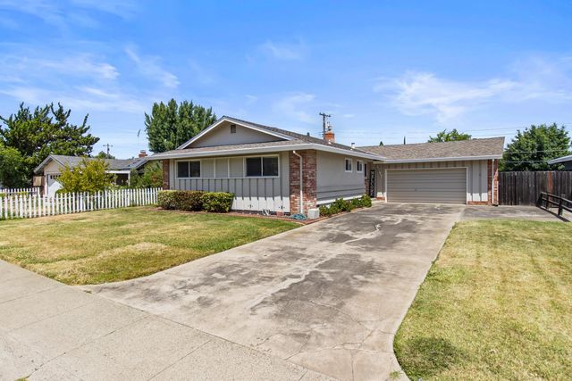 6543 Woodpark Way, Citrus Heights, CA 95621